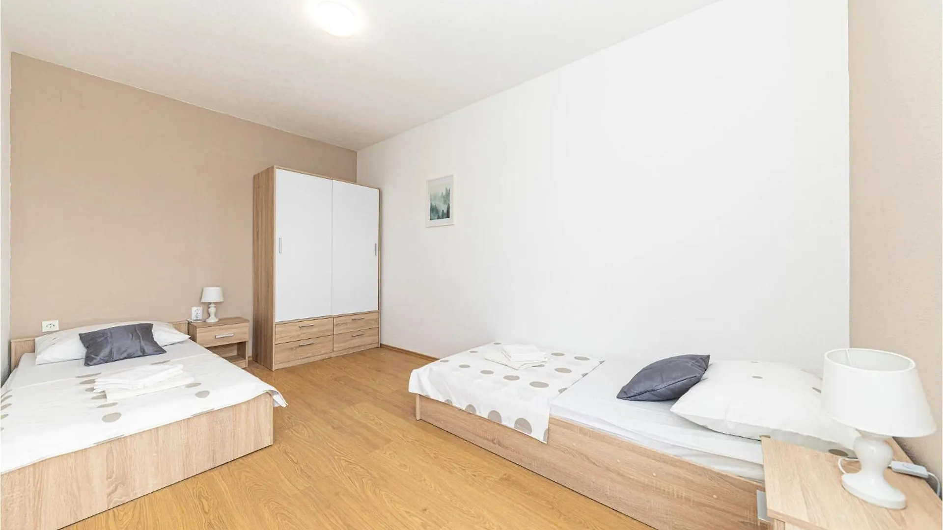 2 Bedroom Gorgeous Apartment In Kastel Gomilica Kastela