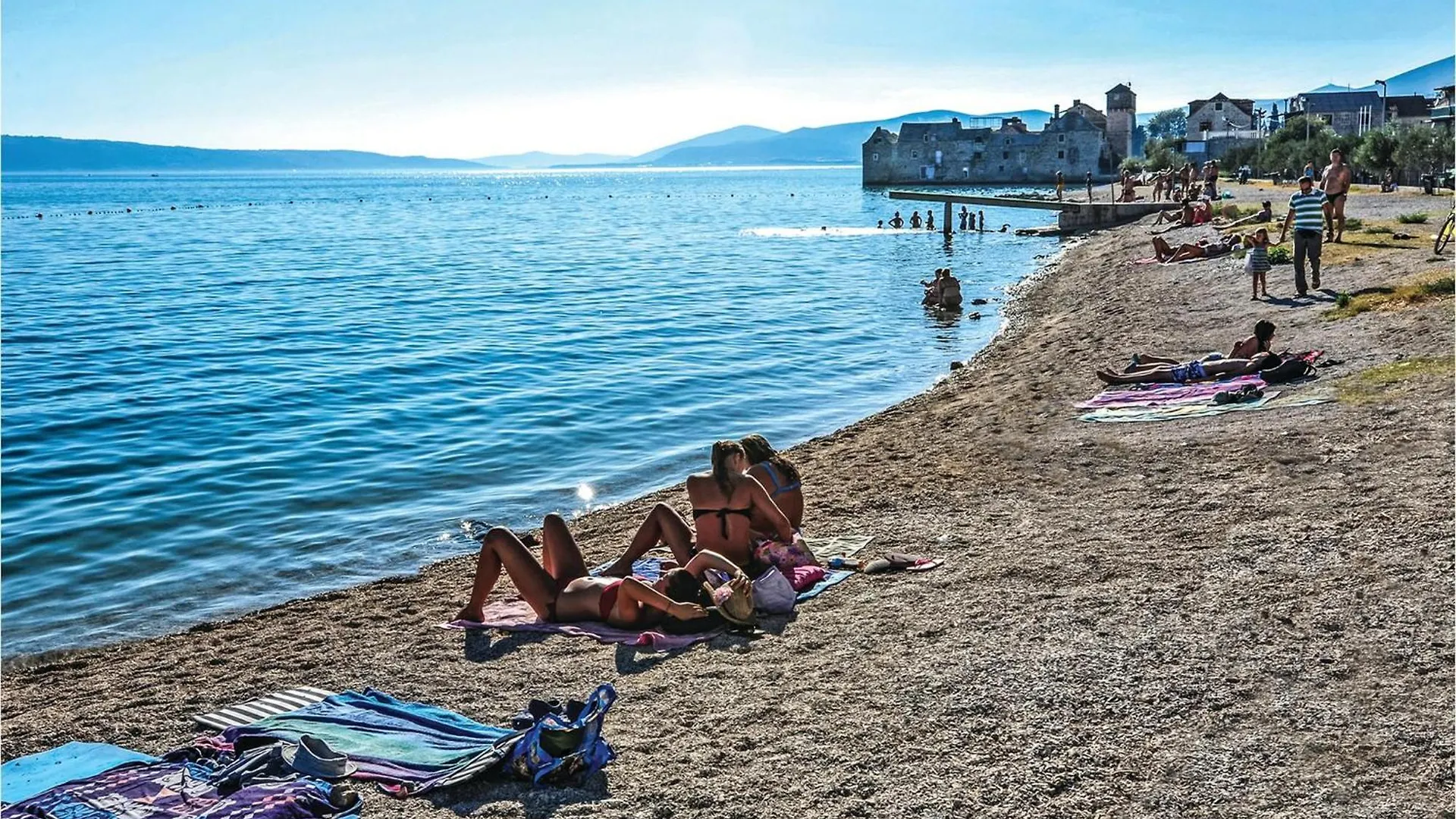 2 Bedroom Gorgeous Apartment In Kastel Gomilica Kastela 0*,