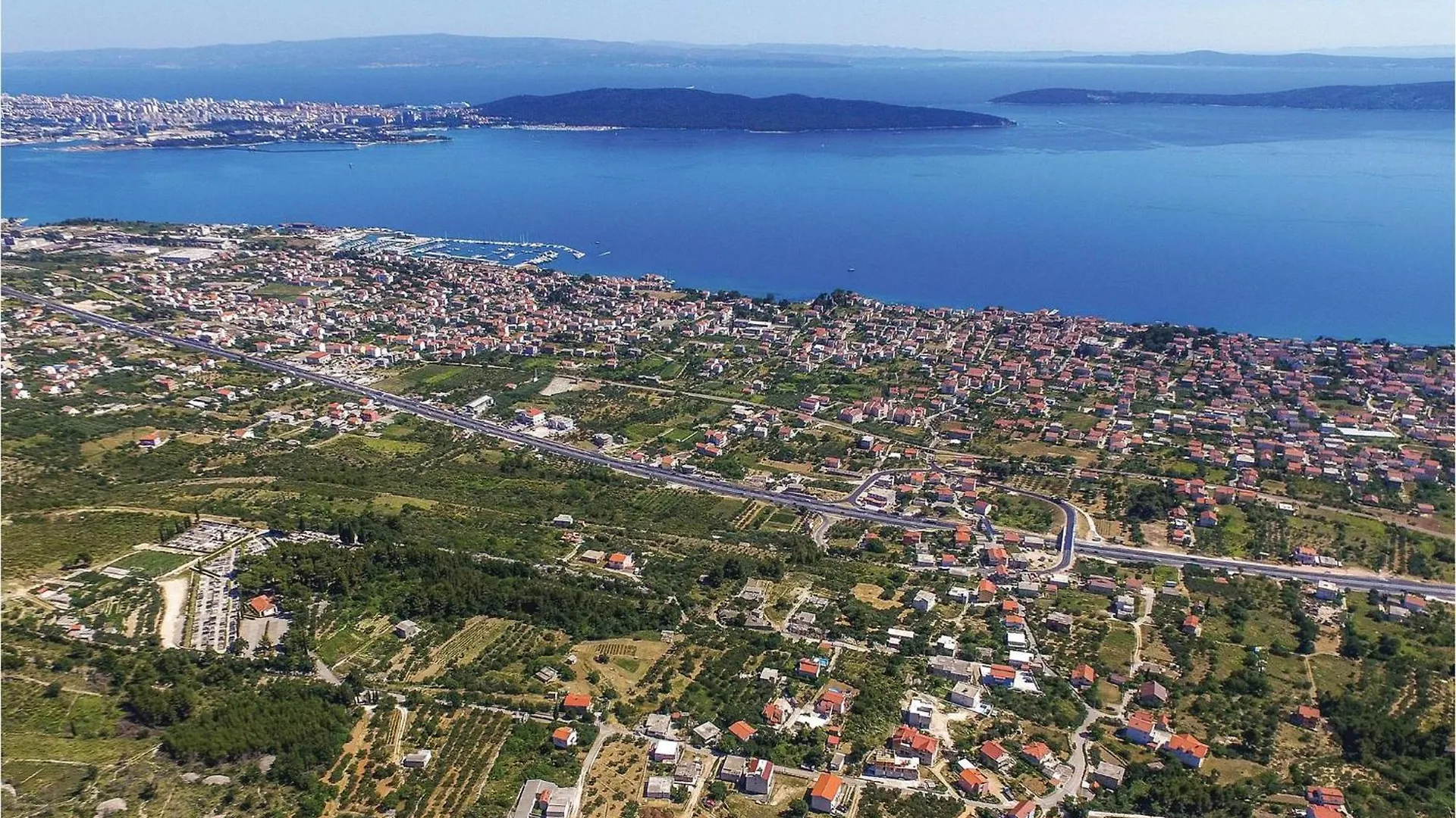 2 Bedroom Gorgeous Apartment In Kastel Gomilica Kastela