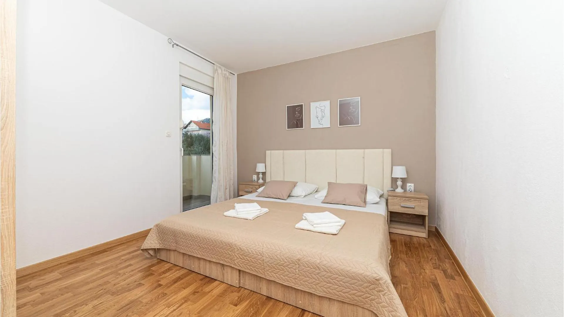 2 Bedroom Gorgeous Apartment In Kastel Gomilica Kastela